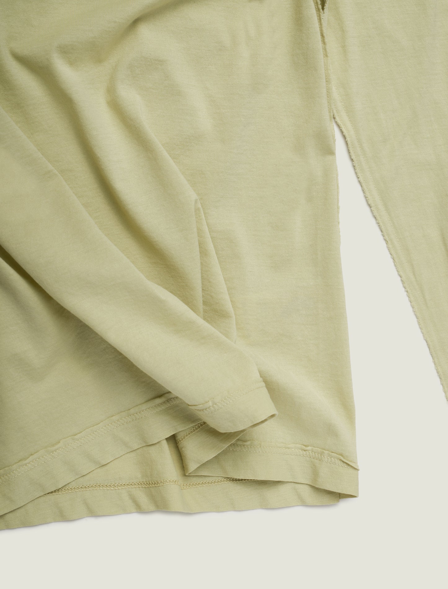 LONGSLEEVE