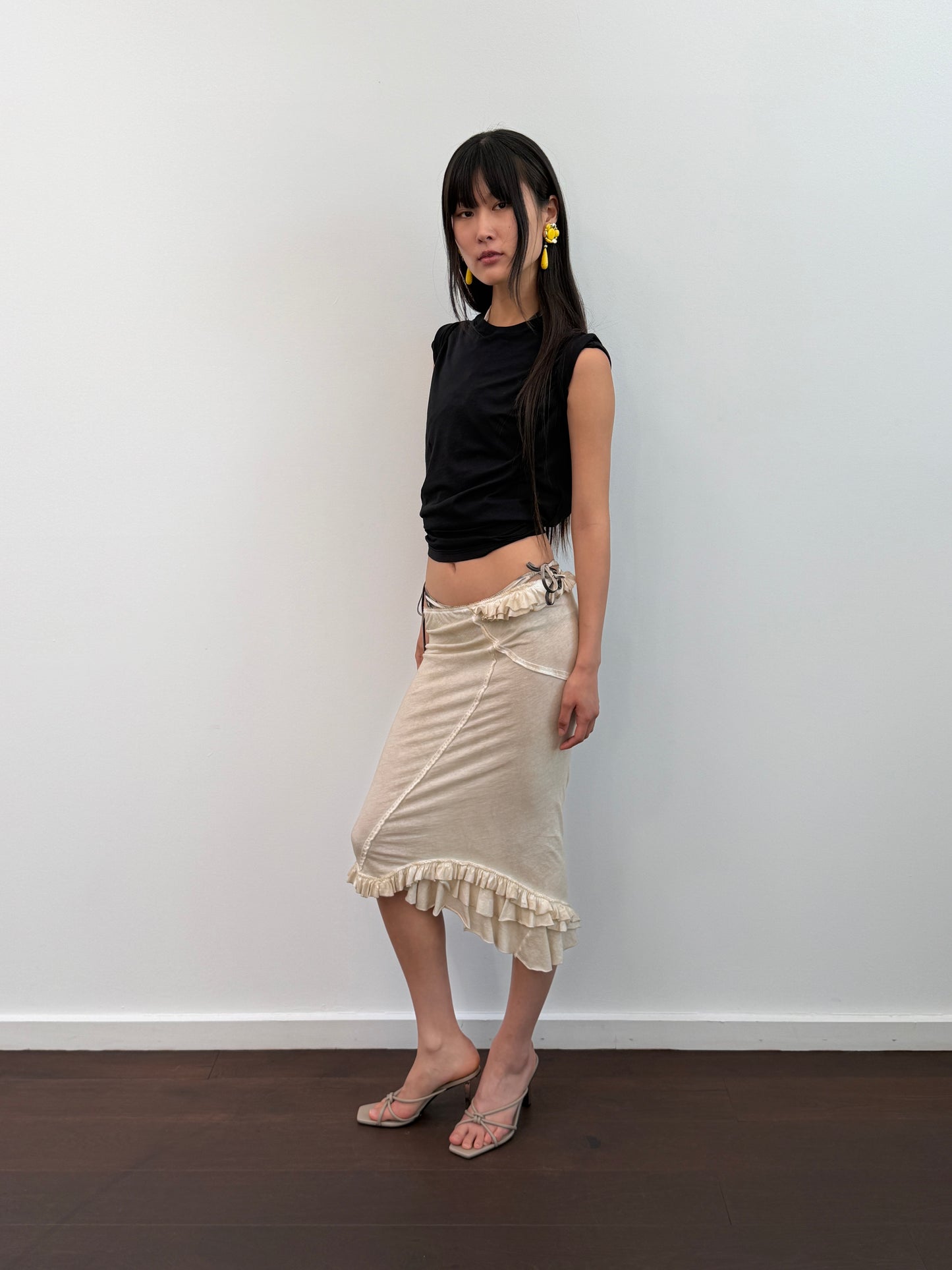 RUFFLE SKIRT
