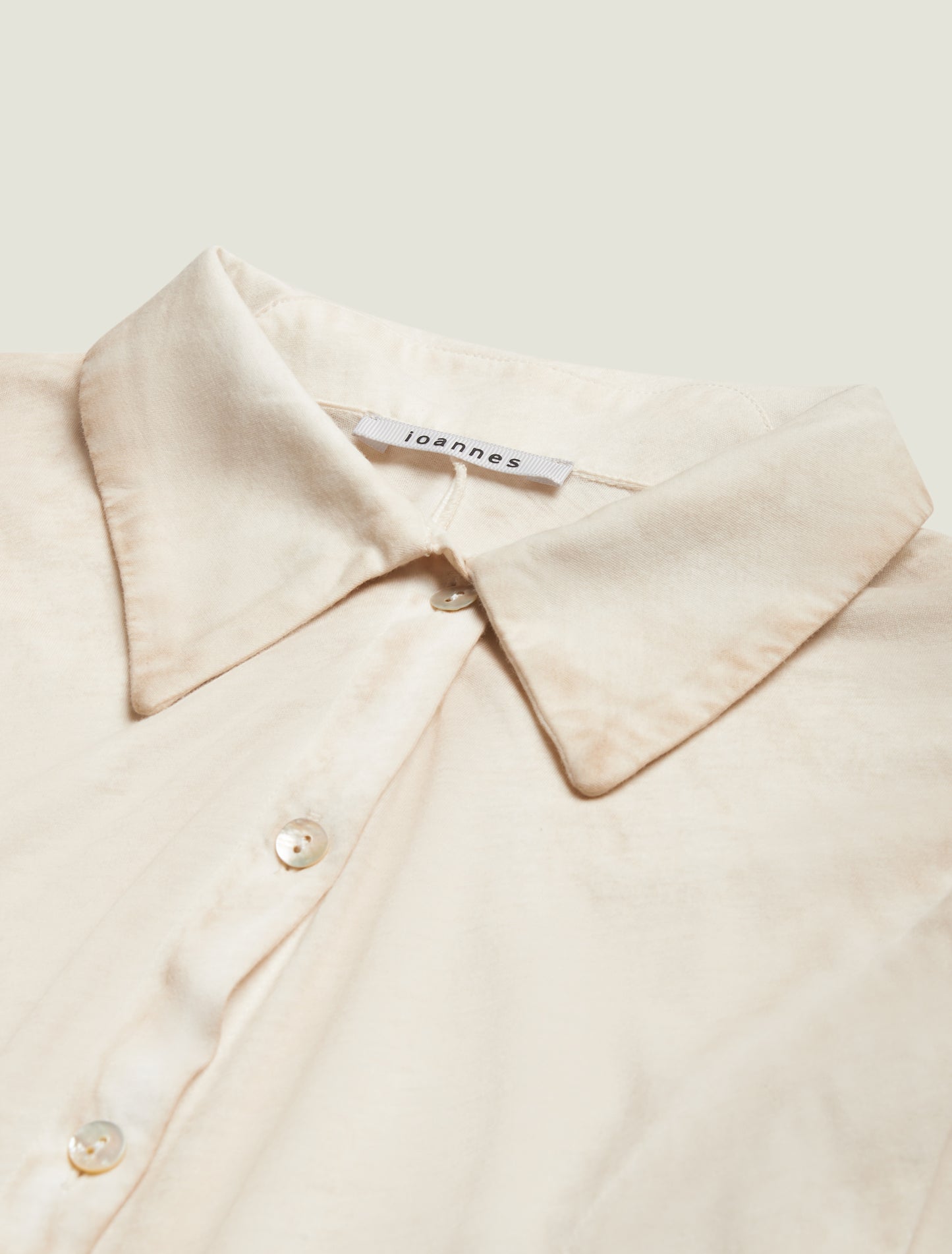 BUTTON UP SHIRT